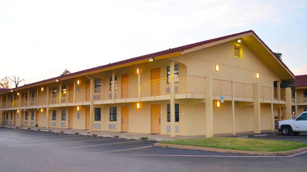 The Grand By Capital O Texarkana I-30 Kültér fotó